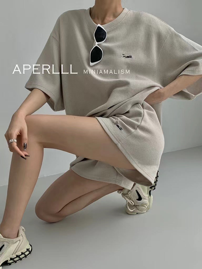 Spring And Summer Waffle Gray Suit Trend Female Loose Letter Loose Sweater Casual Sports Style Shorts Two-piece Set