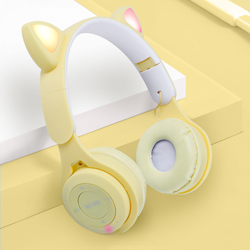 Wireless Headphone with FM Card Colorful LED Lights, Bluetooth Light-Emitting Cat Ears Headphone